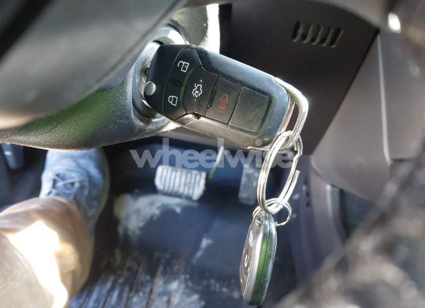 Photo 11 of 2016 Ford Fusion SE (VIN 3FA6P0HD7GR112467)