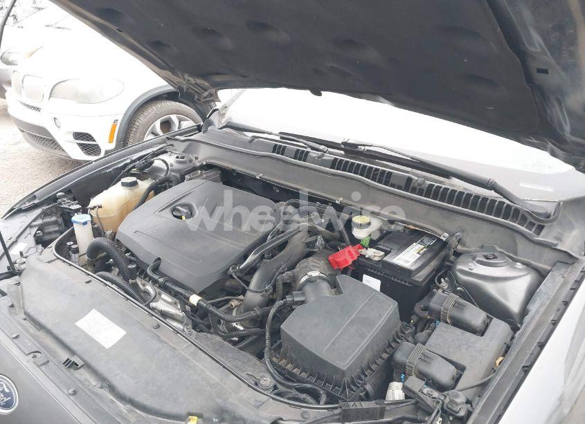 Photo 10 of 2016 Ford Fusion SE (VIN 3FA6P0HD7GR113571)