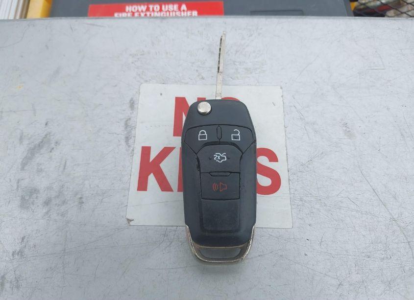 Photo 11 of 2016 Ford Fusion SE (VIN 3FA6P0HD7GR135294)