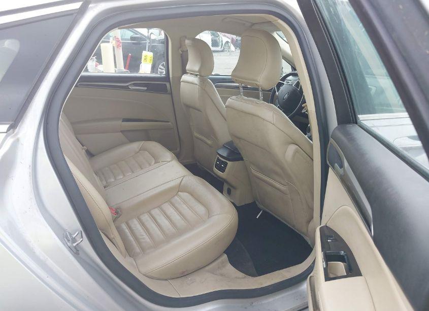 Photo 8 of 2016 Ford Fusion SE (VIN 3FA6P0HD7GR135294)