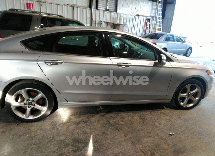 Photo 13 of 2016 Ford Fusion SE (VIN 3FA6P0HD7GR152967)