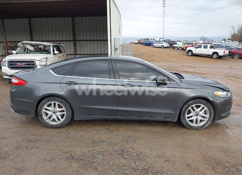 Photo 13 of 2016 Ford Fusion SE (VIN 3FA6P0HD7GR163256)