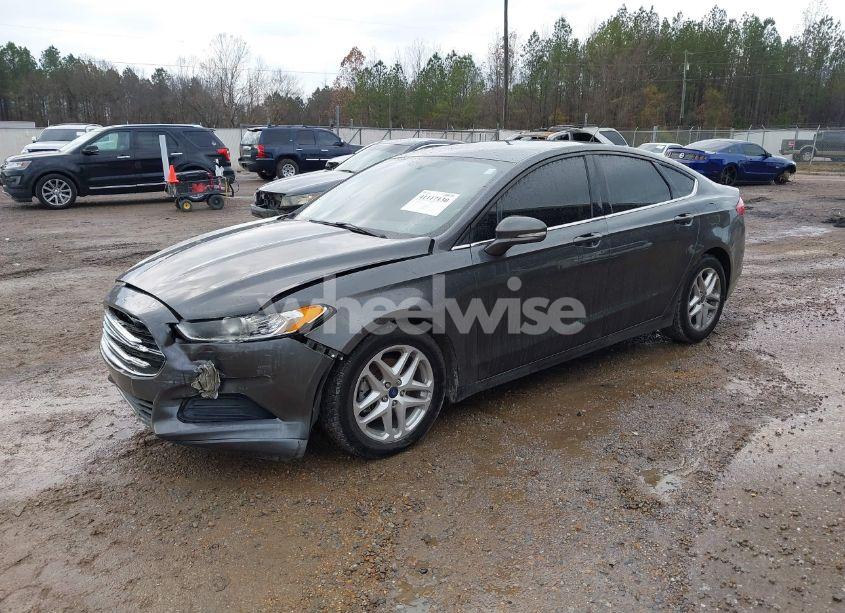 Photo 2 of 2016 Ford Fusion SE (VIN 3FA6P0HD7GR163256)