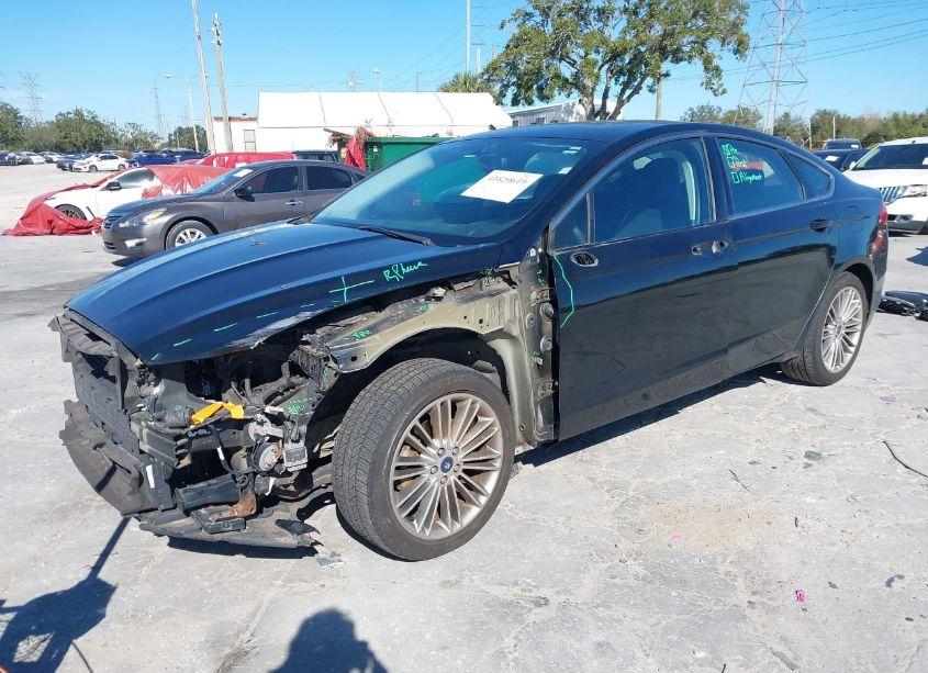 Photo 2 of 2016 Ford Fusion SE (VIN 3FA6P0HD7GR200936)