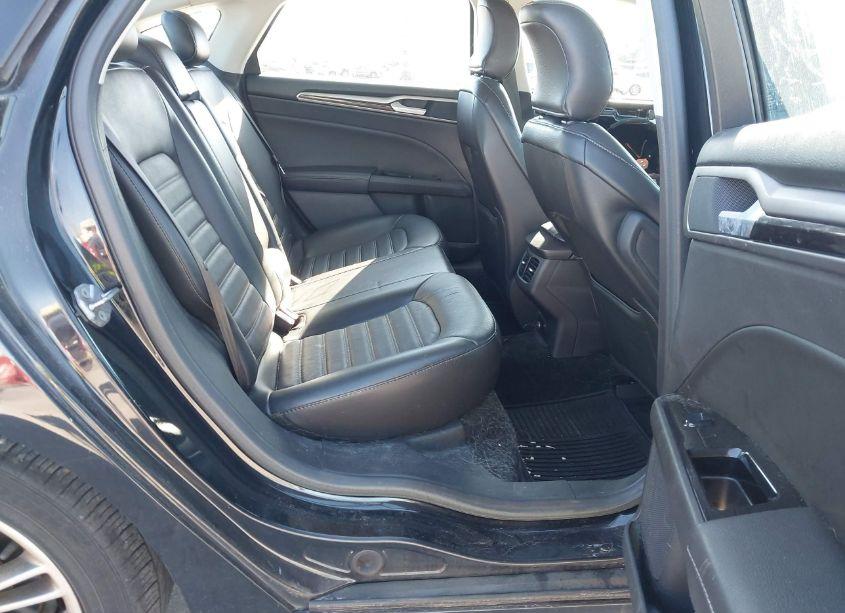 Photo 8 of 2016 Ford Fusion SE (VIN 3FA6P0HD7GR200936)