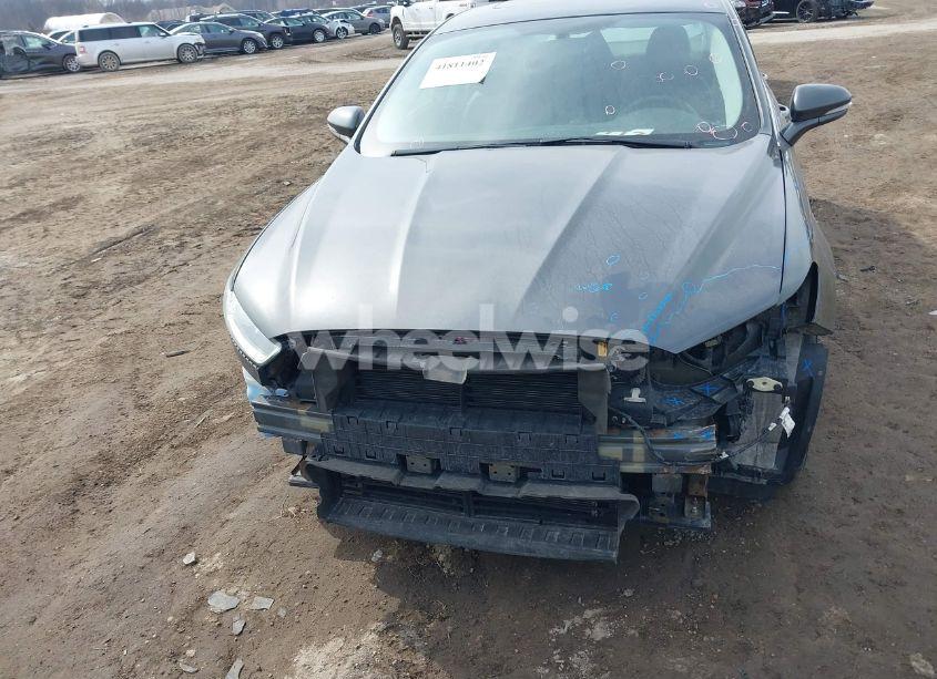 Photo 6 of 2016 Ford Fusion SE (VIN 3FA6P0HD7GR213265)