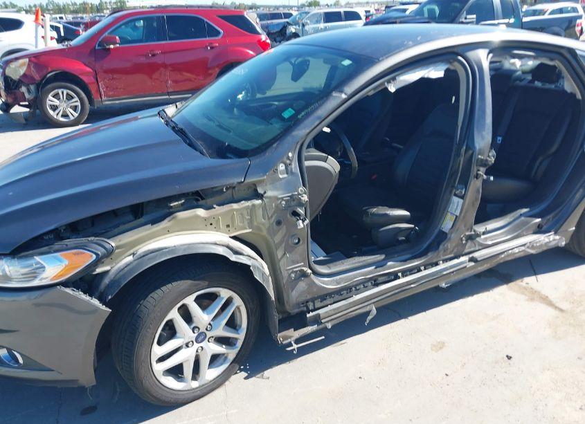 Photo 6 of 2016 Ford Fusion SE (VIN 3FA6P0HD7GR247349)