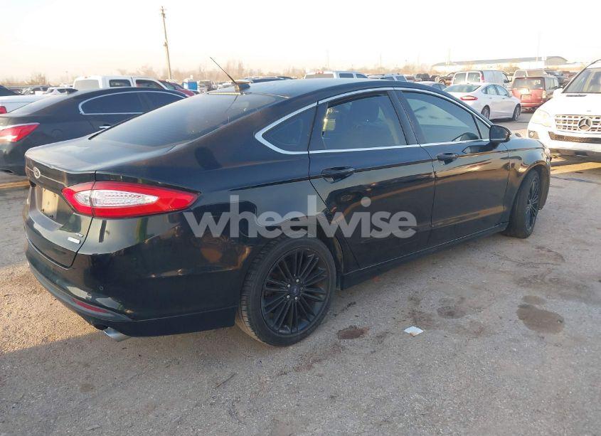 Photo 4 of 2016 Ford Fusion SE (VIN 3FA6P0HD7GR249831)