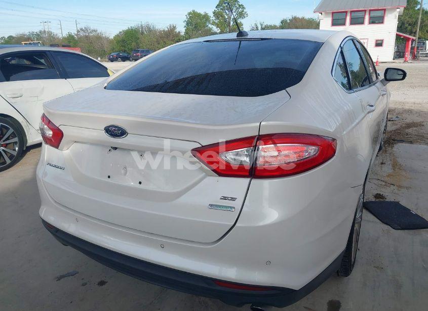 Photo 4 of 2016 Ford Fusion SE (VIN 3FA6P0HD7GR273854)