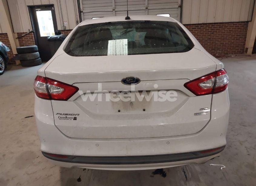 Photo 16 of 2016 Ford Fusion SE (VIN 3FA6P0HD7GR296888)