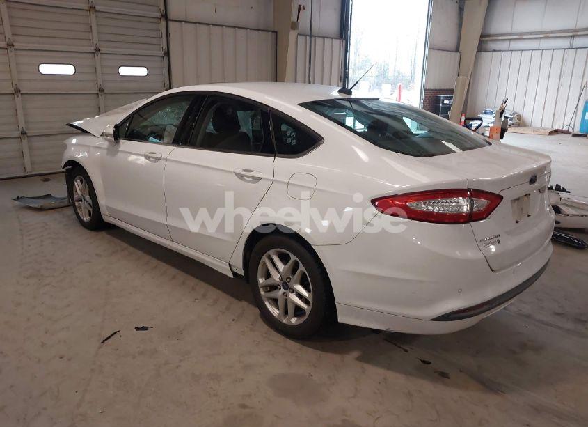 Photo 3 of 2016 Ford Fusion SE (VIN 3FA6P0HD7GR296888)