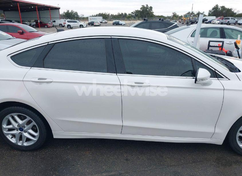 Photo 13 of 2016 Ford Fusion SE (VIN 3FA6P0HD7GR314497)