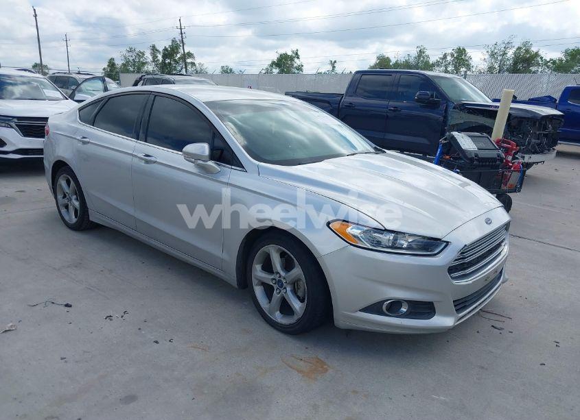 2016 Ford Fusion SE (VIN 3FA6P0HD7GR390253) main photo