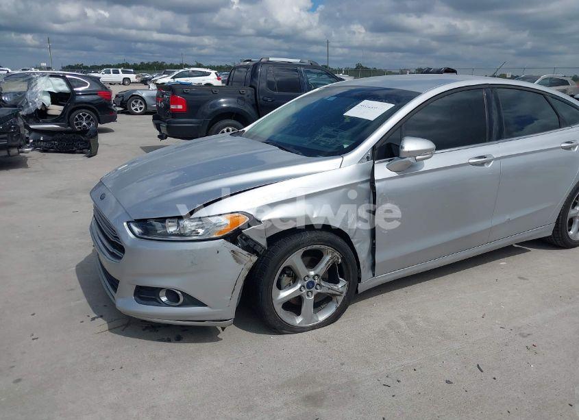 Photo 6 of 2016 Ford Fusion SE (VIN 3FA6P0HD7GR390253)