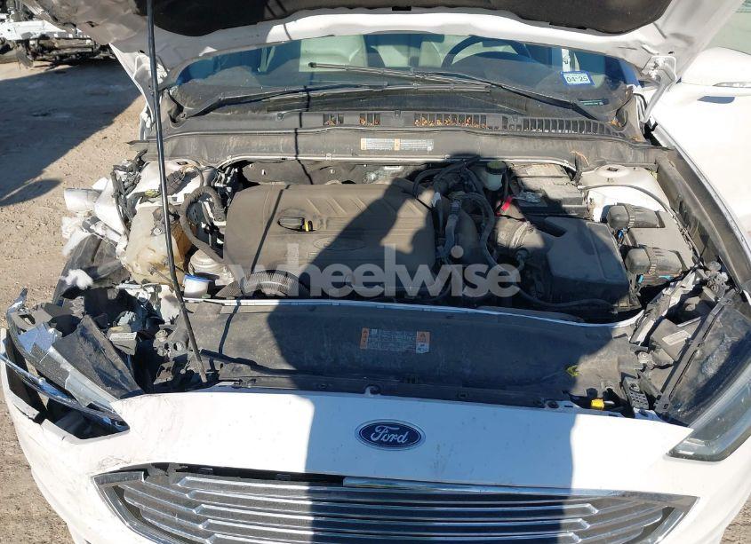 Photo 10 of 2017 Ford Fusion SE (VIN 3FA6P0HD7HR114480)