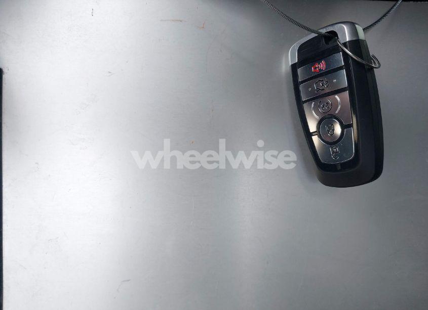 Photo 11 of 2017 Ford Fusion SE (VIN 3FA6P0HD7HR180477)