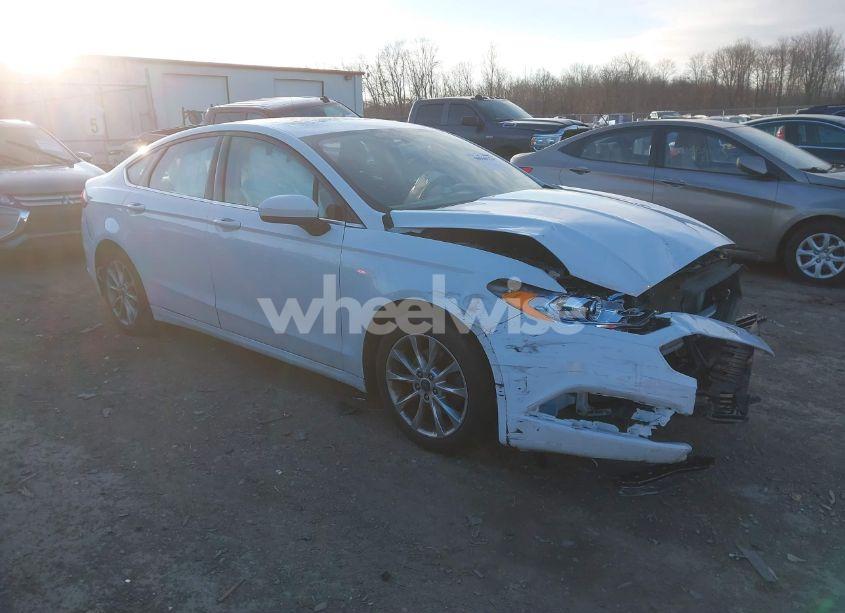 2017 Ford Fusion SE (VIN 3FA6P0HD7HR195853) main photo