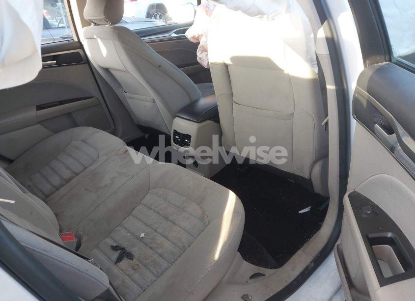 Photo 8 of 2017 Ford Fusion SE (VIN 3FA6P0HD7HR195853)