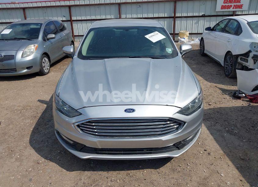 Photo 12 of 2017 Ford Fusion SE (VIN 3FA6P0HD7HR244436)