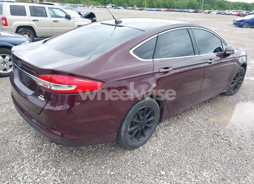 Photo 4 of 2017 Ford Fusion SE (VIN 3FA6P0HD7HR269014)