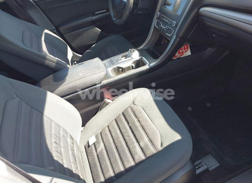 Photo 5 of 2017 Ford Fusion SE (VIN 3FA6P0HD7HR290431)