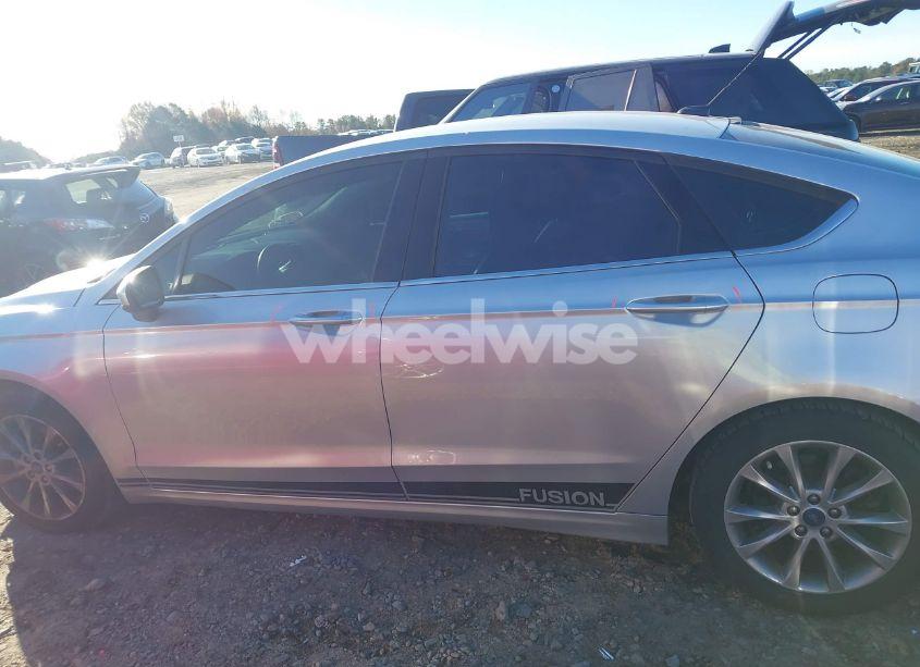 Photo 15 of 2017 Ford Fusion SE (VIN 3FA6P0HD7HR302366)