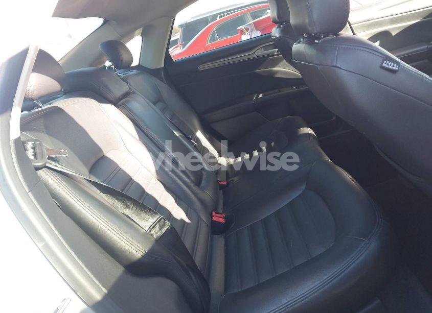 Photo 8 of 2017 Ford Fusion SE (VIN 3FA6P0HD7HR302366)