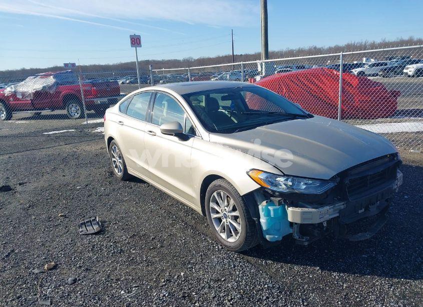 2017 Ford Fusion SE (VIN 3FA6P0HD7HR304442) main photo