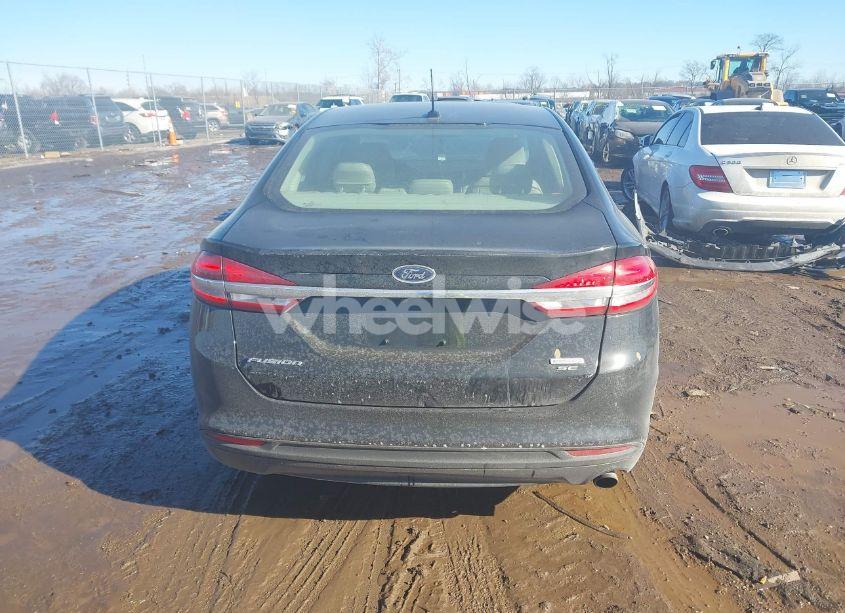 Photo 16 of 2017 Ford Fusion SE (VIN 3FA6P0HD7HR370800)