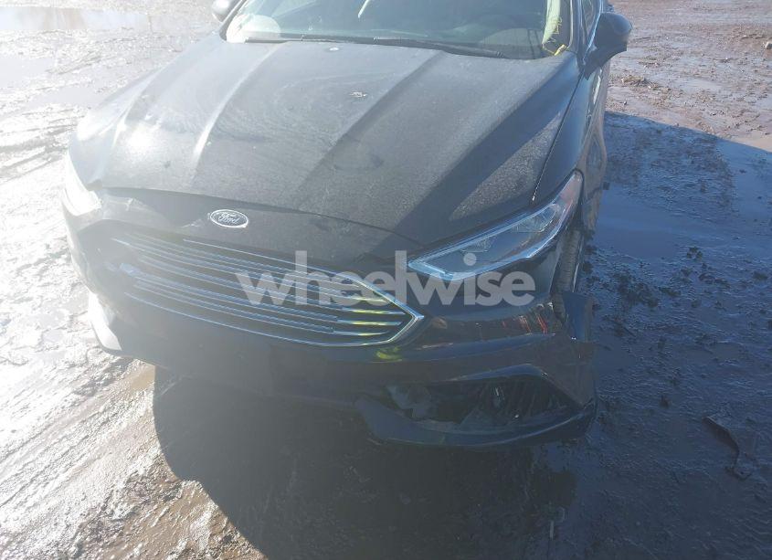 Photo 6 of 2017 Ford Fusion SE (VIN 3FA6P0HD7HR370800)