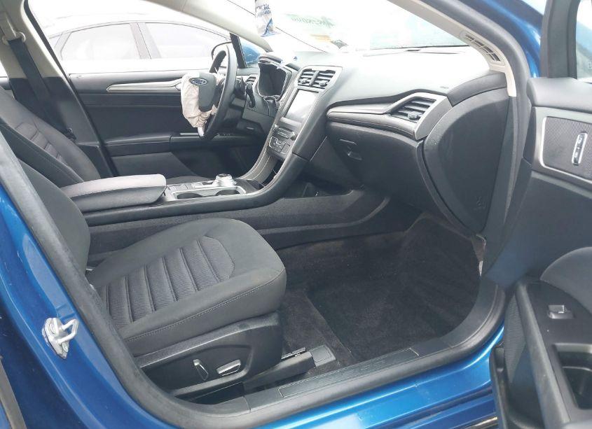 Photo 5 of 2017 Ford Fusion SE (VIN 3FA6P0HD7HR414441)