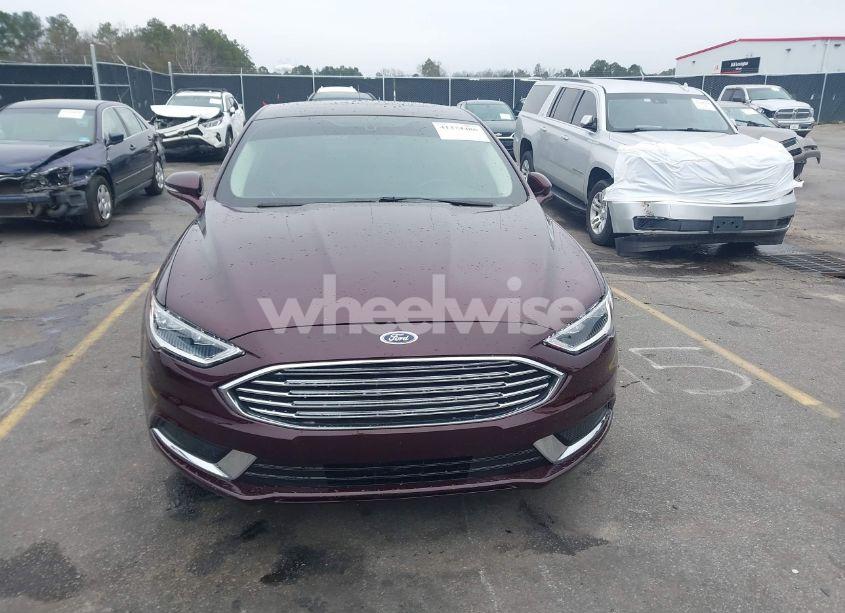 Photo 12 of 2018 Ford Fusion SE (VIN 3FA6P0HD7JR144018)