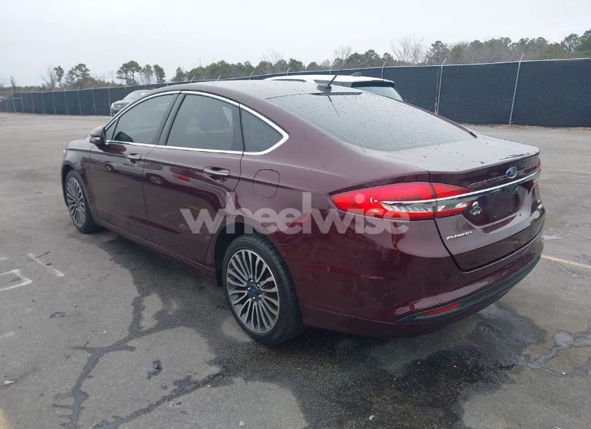 Photo 3 of 2018 Ford Fusion SE (VIN 3FA6P0HD7JR144018)