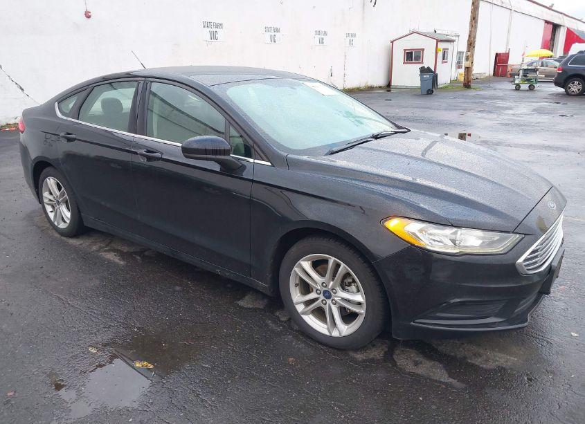 2018 Ford Fusion SE (VIN 3FA6P0HD7JR171283) main photo