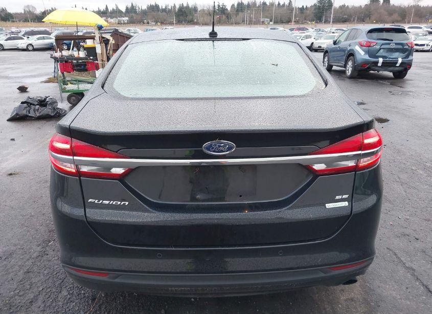 Photo 16 of 2018 Ford Fusion SE (VIN 3FA6P0HD7JR171283)
