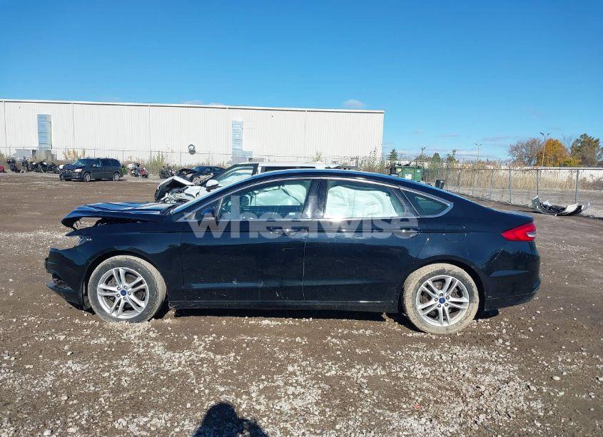 Photo 14 of 2018 Ford Fusion SE (VIN 3FA6P0HD7JR185880)