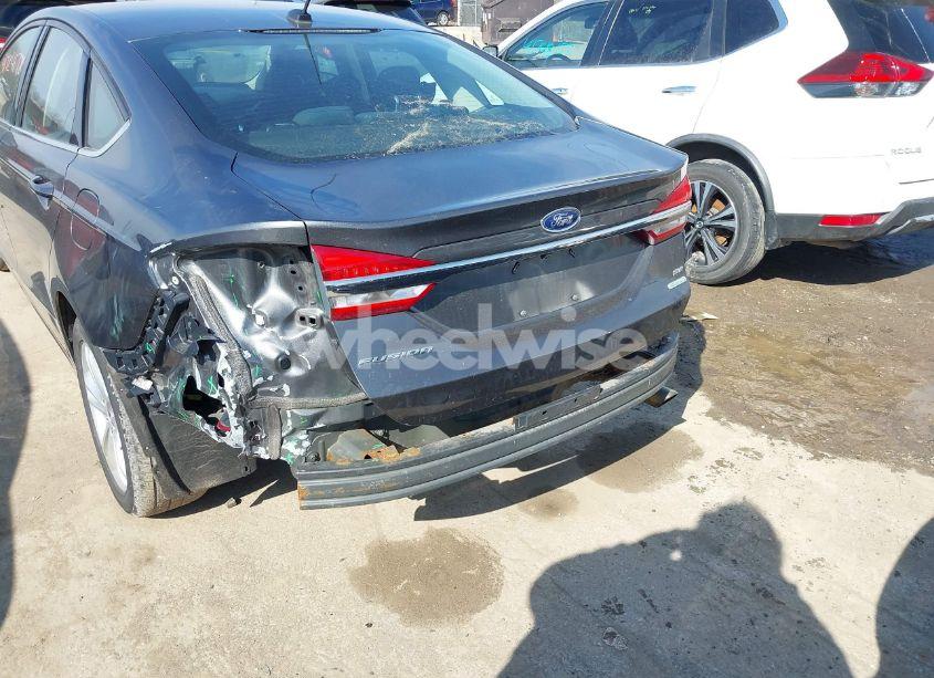 Photo 6 of 2018 Ford Fusion SE (VIN 3FA6P0HD7JR213323)