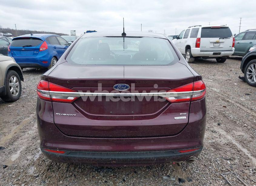 Photo 16 of 2018 Ford Fusion SE (VIN 3FA6P0HD7JR239310)