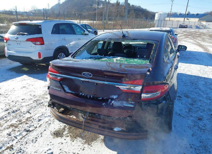 Photo 6 of 2018 Ford Fusion SE (VIN 3FA6P0HD7JR245320)