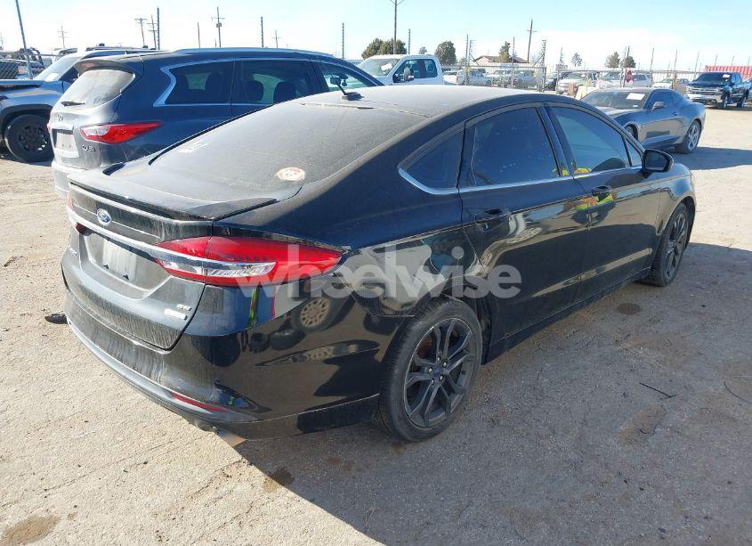 Photo 4 of 2018 Ford Fusion SE (VIN 3FA6P0HD7JR267253)