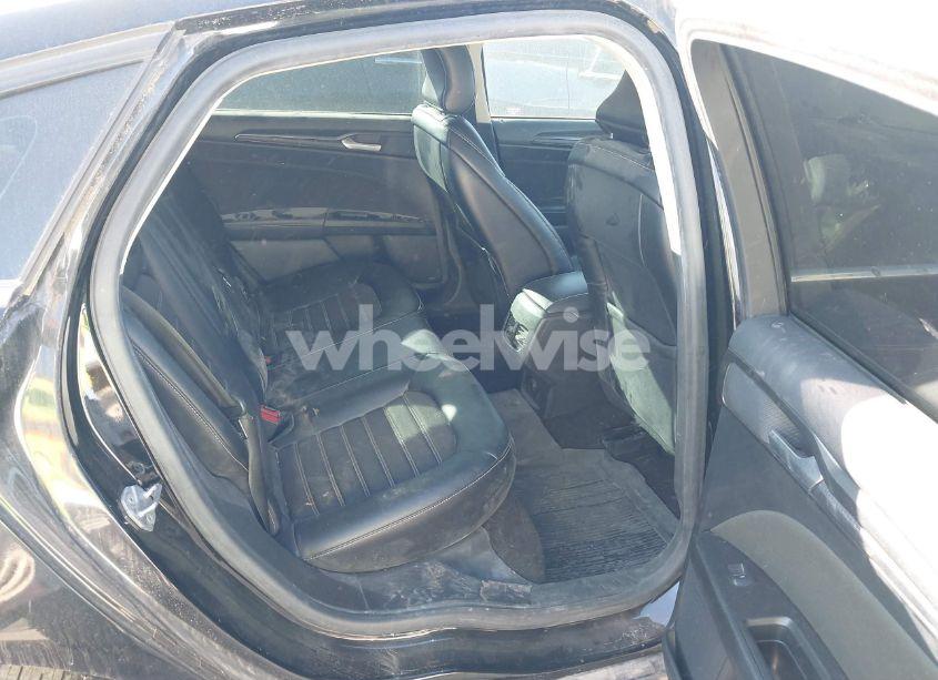 Photo 8 of 2018 Ford Fusion SE (VIN 3FA6P0HD7JR267253)