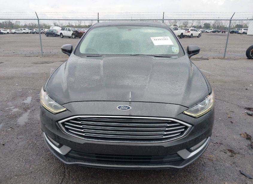 Photo 12 of 2018 Ford Fusion SE (VIN 3FA6P0HD7JR279936)