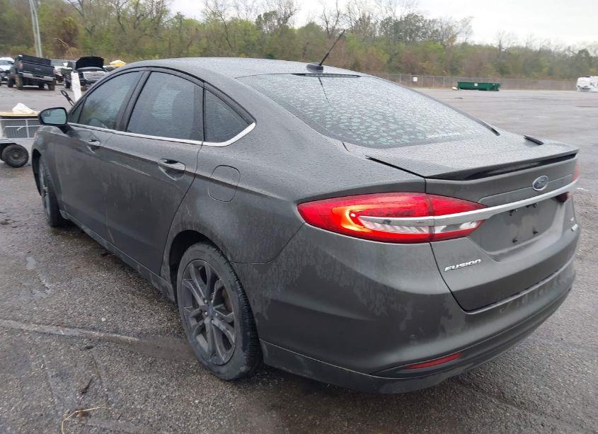 Photo 3 of 2018 Ford Fusion SE (VIN 3FA6P0HD7JR279936)