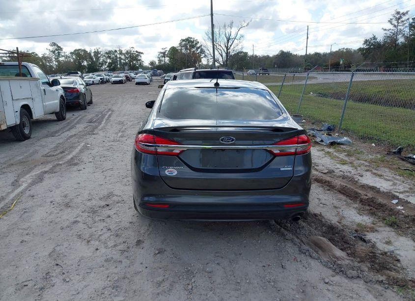 Photo 16 of 2018 Ford Fusion SE (VIN 3FA6P0HD7JR279967)