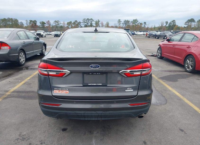 Photo 16 of 2019 Ford Fusion SE (VIN 3FA6P0HD7KR101932)