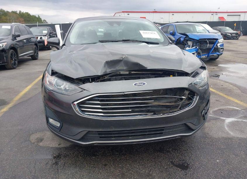 Photo 6 of 2019 Ford Fusion SE (VIN 3FA6P0HD7KR101932)