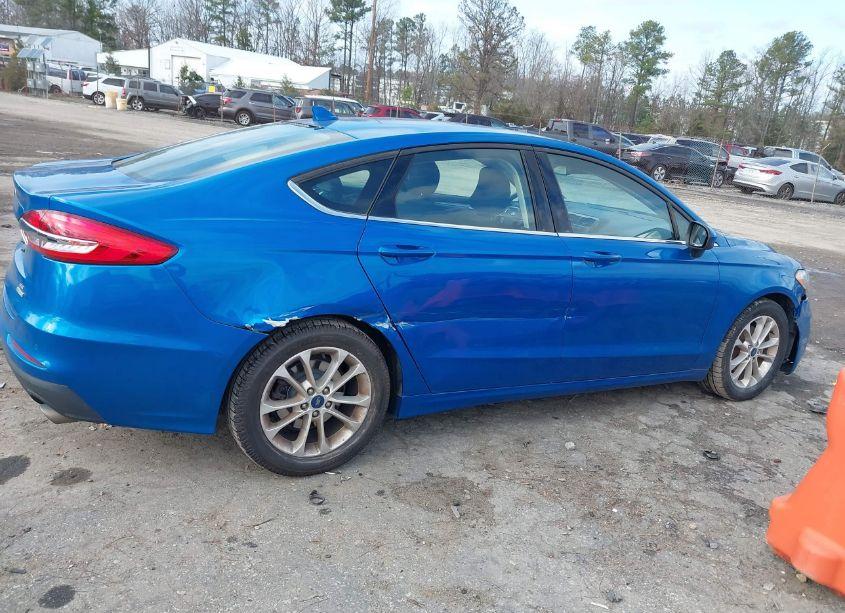 Photo 13 of 2019 Ford Fusion SE (VIN 3FA6P0HD7KR112378)
