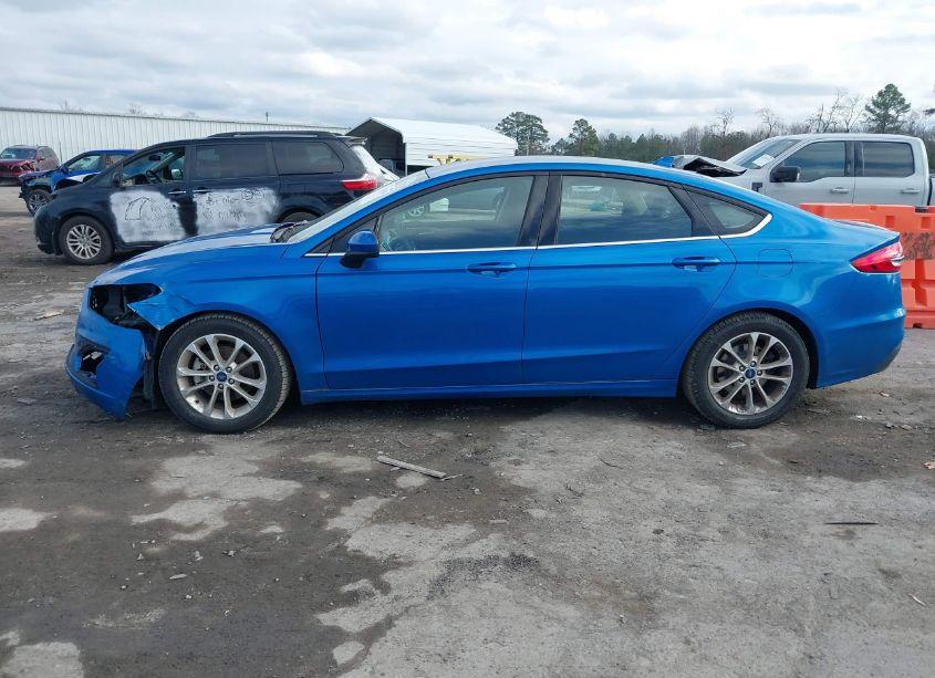 Photo 14 of 2019 Ford Fusion SE (VIN 3FA6P0HD7KR112378)