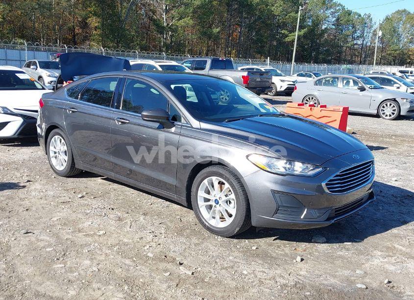 2019 Ford Fusion SE (VIN 3FA6P0HD7KR159796) main photo