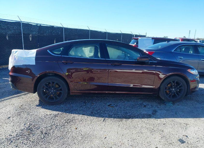 Photo 13 of 2019 Ford Fusion SE (VIN 3FA6P0HD7KR162567)